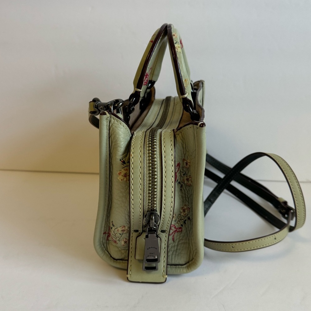 Coach Rogue 17 Bag 1941 With Floral Bow Print Light Green‎ Pink Mini Crossbody - Picture 4 of 15